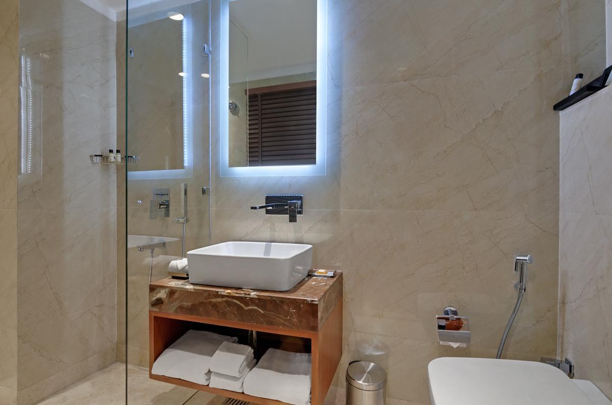Beacon Hotel Nirman Vihar Új-Delhi Kültér fotó
